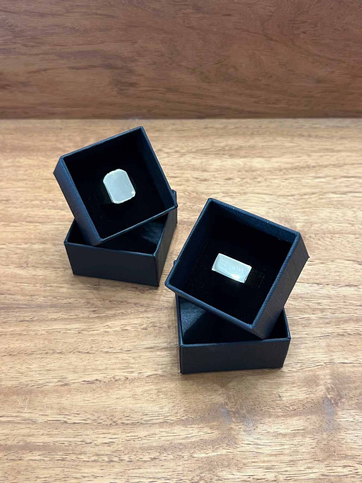 Julius Signet Ring