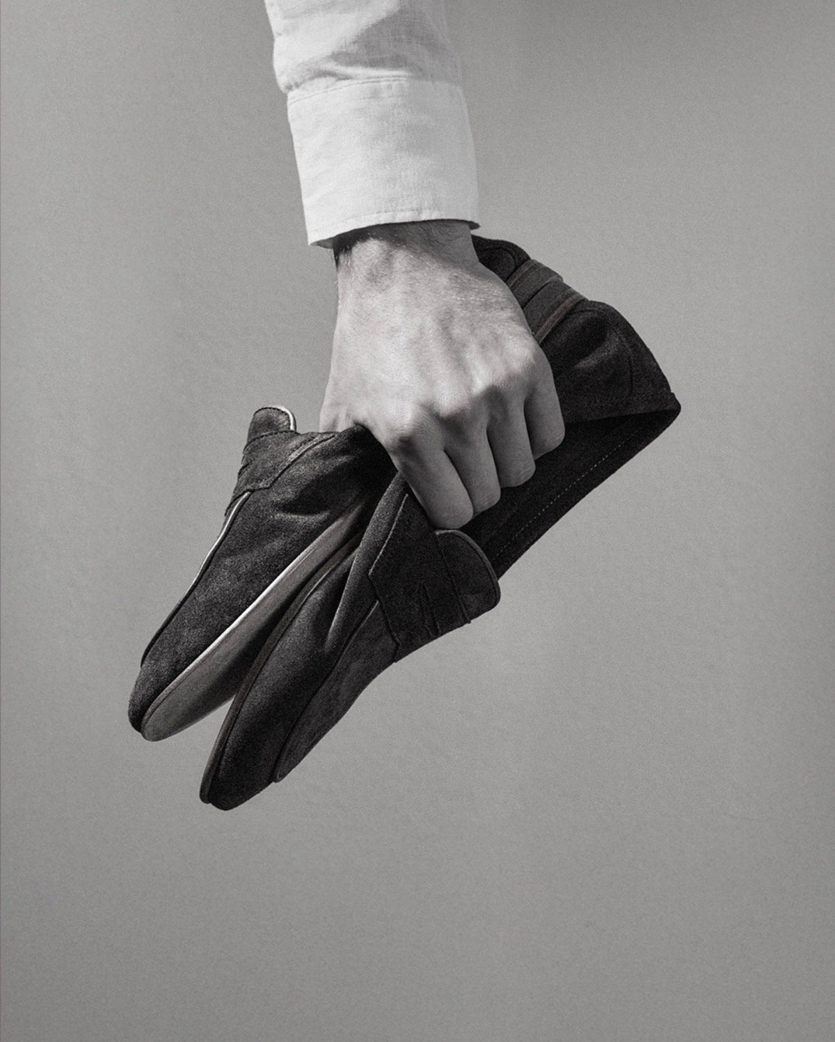 THE LEME SUEDE SLIPPER