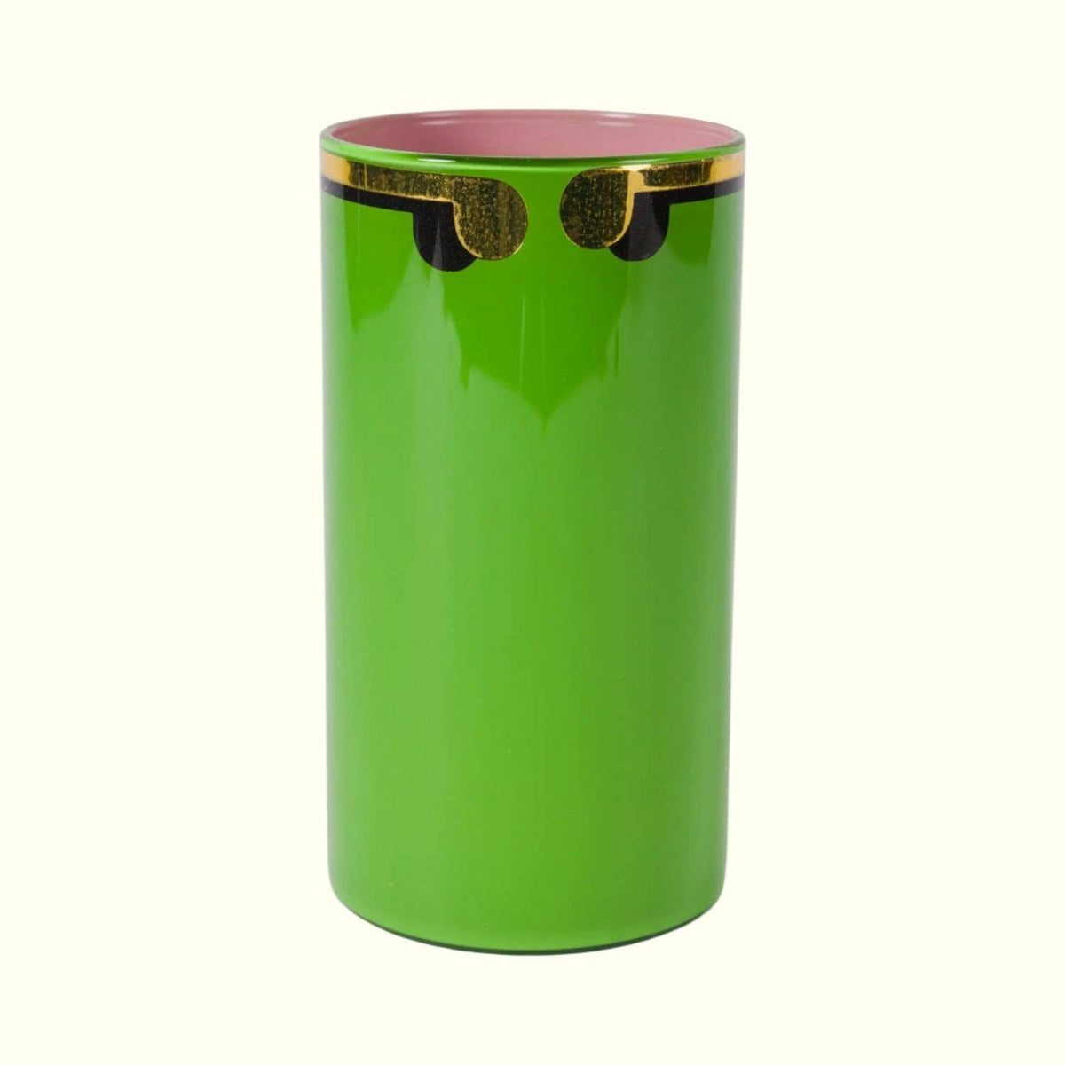 Three Graces Pot