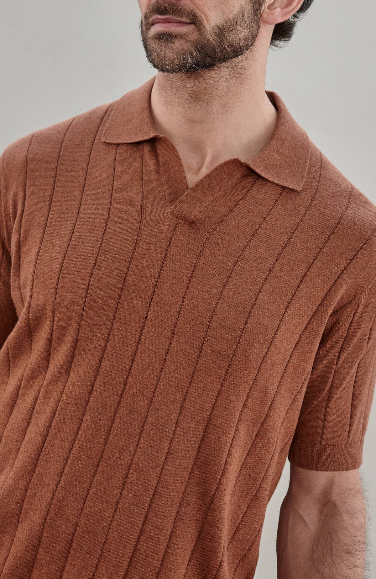 Mens Ultra Fine Cotton Knit Buttonless Polo - Russet