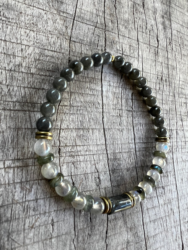 Petra Bracelet - Labradorite