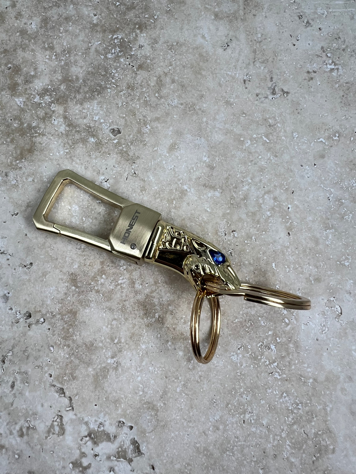 The Luxuriante Keyring