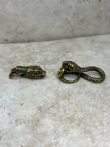 The Duelling Serpents Keyring