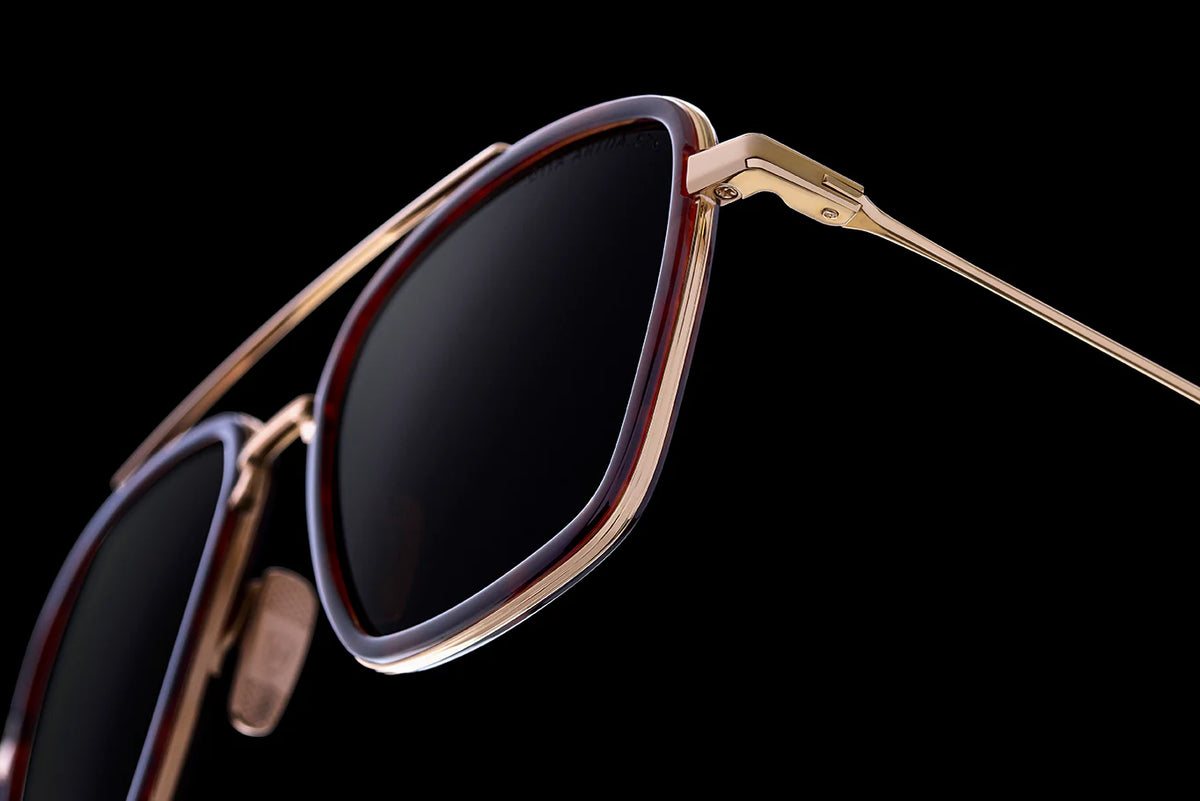 ARTOA.57x - White Gold/Desert Abalone