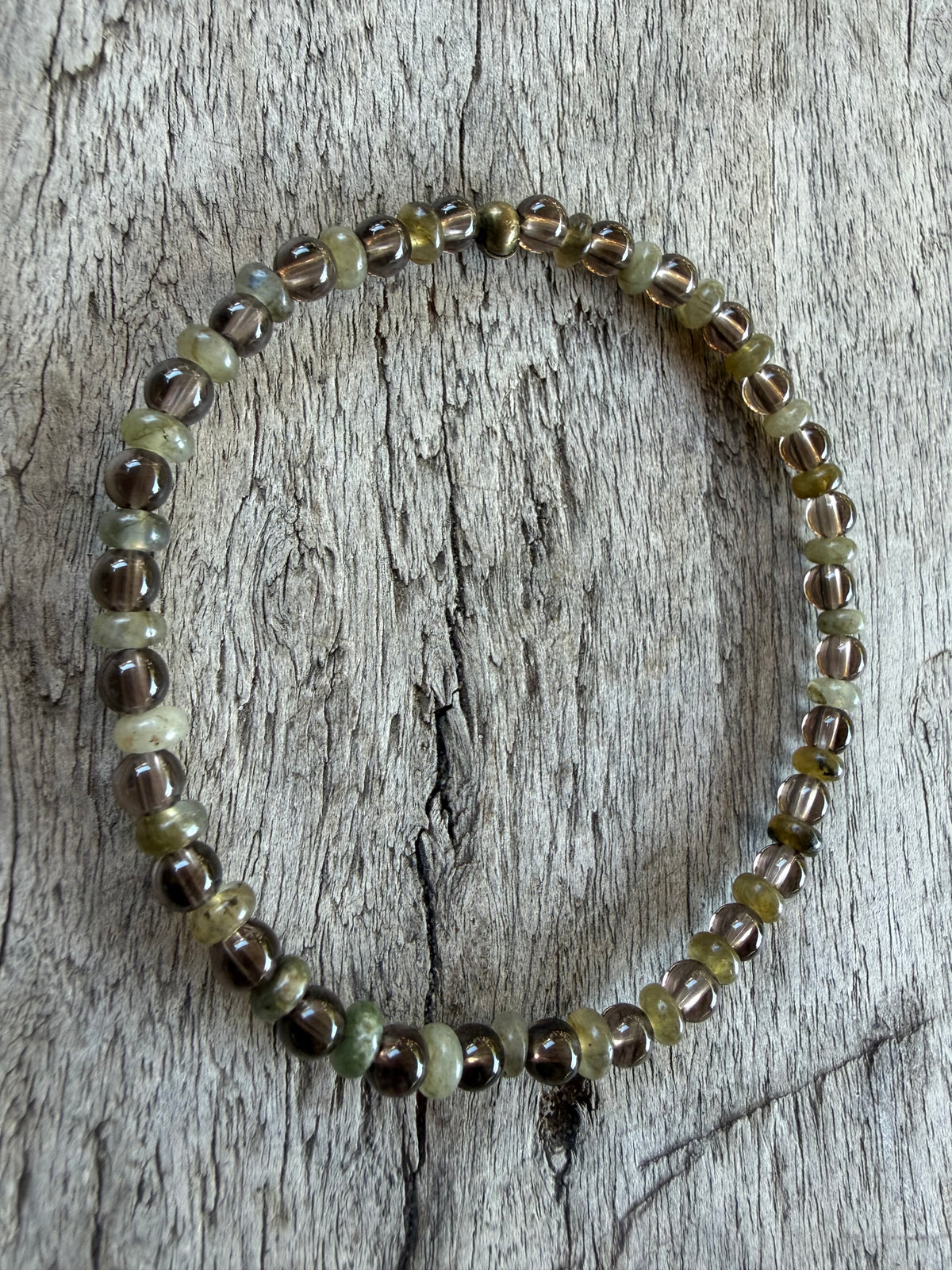 Petra Bracelet - Smokey Quartz / Labradorite