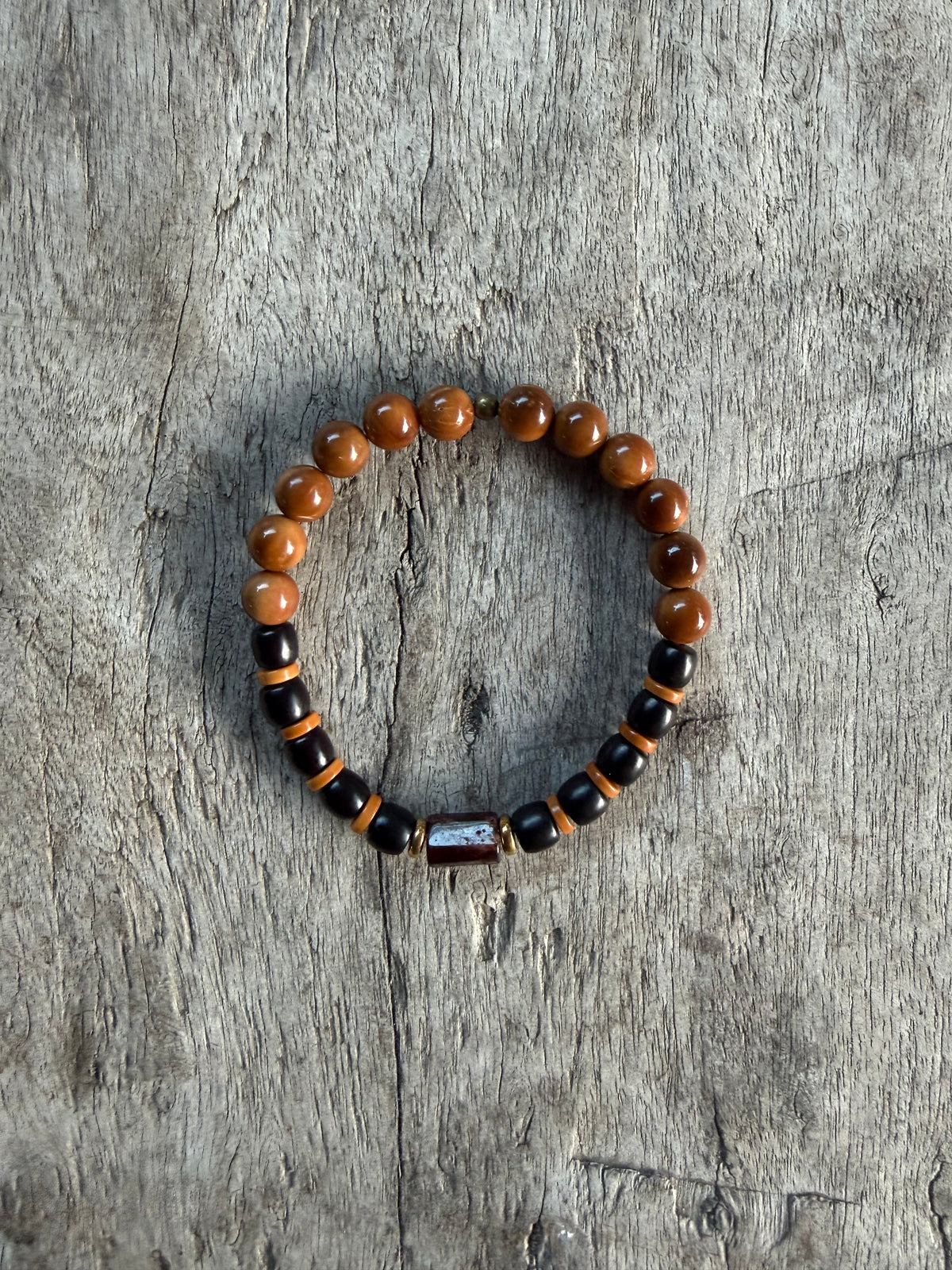 Petra Bracelet -Sandalwood / Hessonite Garnet