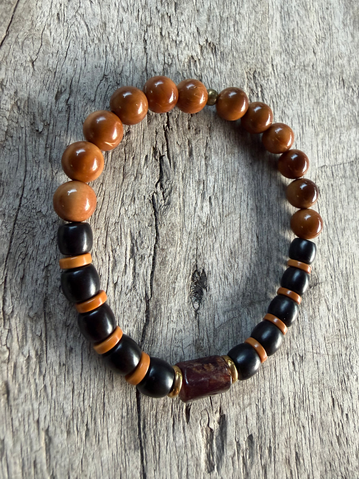 Petra Bracelet -Sandalwood / Hessonite Garnet