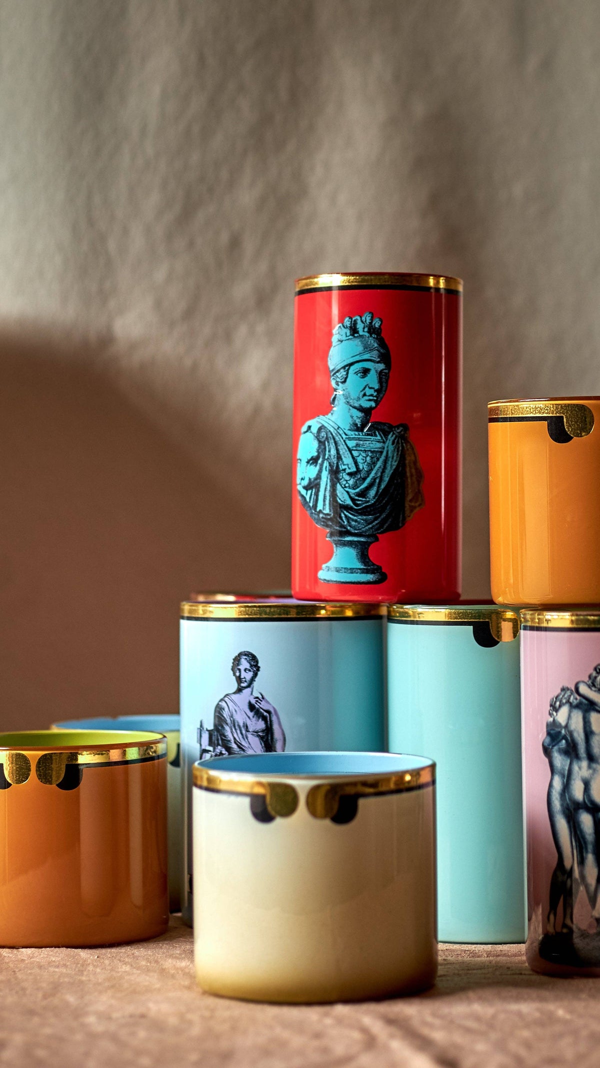 Seated Agrippina Pot