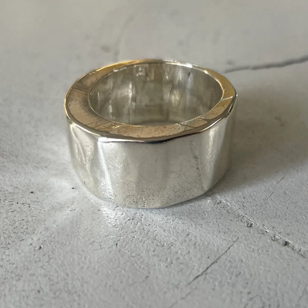 EDGE RING - SOLID SILVER