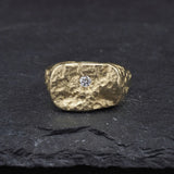 Terra rectangle ring solid 18k Gold + Diamond